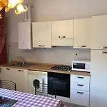 Apartment Balconcino Su *